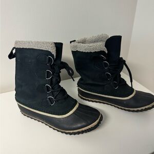 Sorel Women’s 7.5 Black and Gray Winter Boots